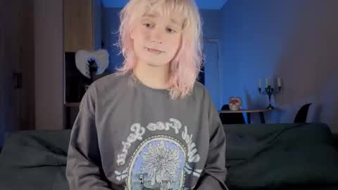 Greg-independent model online show from 03-11-26, 09:32