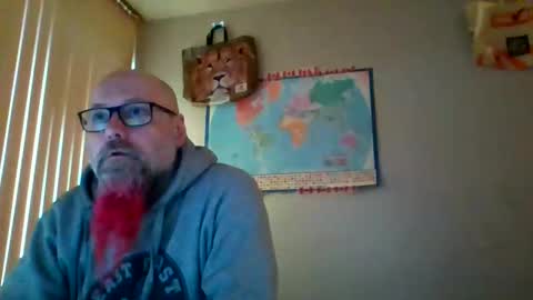 Snapshot of gregrev chatting on 05-16-26, 09:13 gregrev online show from 05-16-26, 09:13