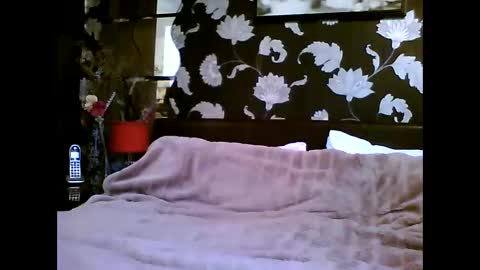 gregwest200519493 online show from 02-04-26, 08:42