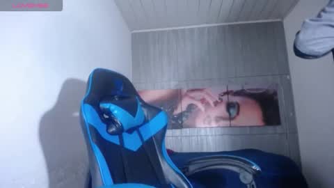 Snapshot of greiccy_20 chatting on 10-29-25, 04:15 GREICCY online show from 10-29-25, 04:15