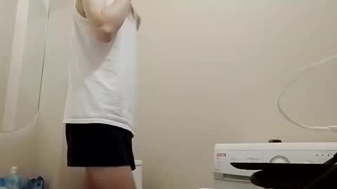 Snapshot of greonn chatting on 01-08-26, 08:55 Felix online show from 01-08-26, 08:55