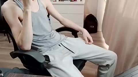 Snapshot of greonn chatting on 01-17-26, 09:03 Felix online show from 01-17-26, 09:03