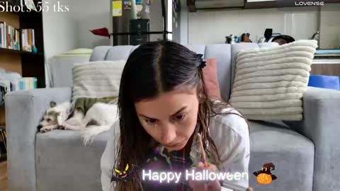 Snapshot of greta_miss chatting on 10-31-25, 02:51  Emmy  online show from 10-31-25, 02:51