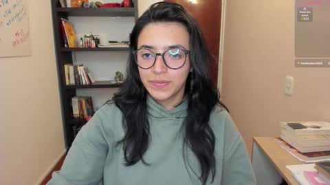 Greta online show from 09-17-25, 01:40