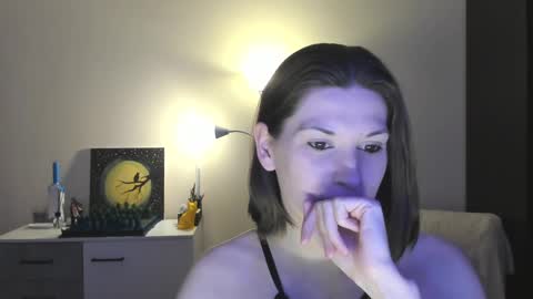 Greta online show from 12-21-24, 12:31