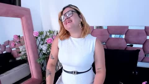Snapshot of grettarouse chatting on 05-07-26, 07:52 GRETA online show from 05-07-26, 07:52