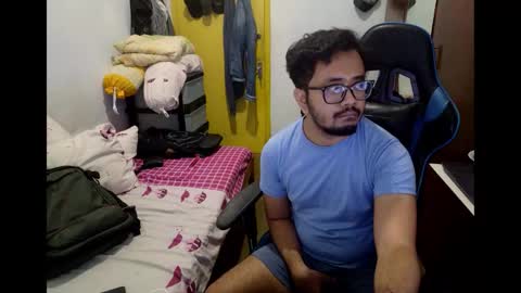 Snapshot of greybondage93 chatting on 12-05-25, 04:47 Grey Hardy Slave online show from 12-05-25, 04:47