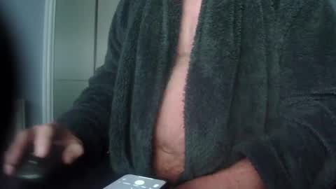 Snapshot of greyfox_6000 chatting on 03-09-25, 06:39 greyfox_6000 online show from 03-09-25, 06:39