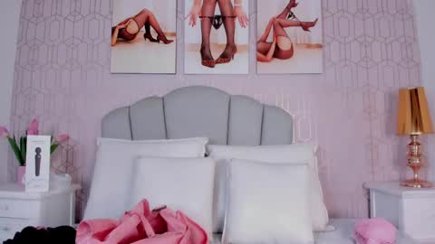 Snapshot of greymarii chatting on 05-29-26, 12:36 Marii online show from 05-29-26, 12:36