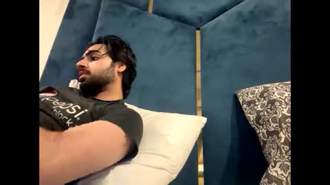 Snapshot of greymen2020 chatting on 02-25-26, 07:34 greymen2020 online show from 02-25-26, 07:34