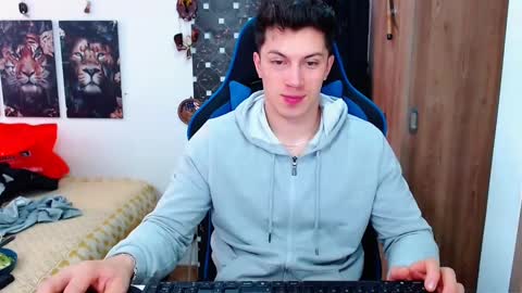 griego01 online show from 12-18-24, 06:46