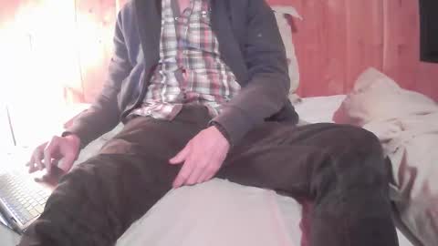 Snapshot of grimbergen123 chatting on 12-19-25, 09:33 Grim online show from 12-19-25, 09:33