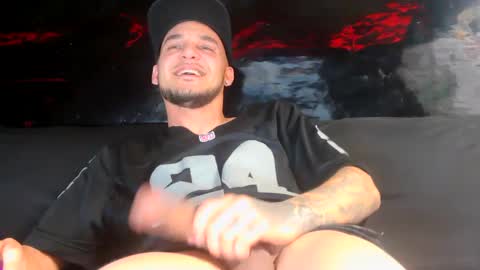 Gripthahips online show from 02-14-25, 07:28