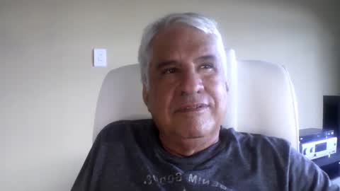 Snapshot of grisa01 chatting on 12-21-25, 06:04 grisa01 online show from 12-21-25, 06:04