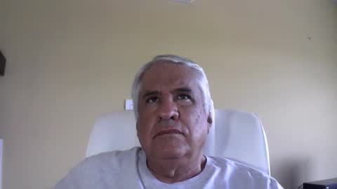 Snapshot of grisa01 chatting on 01-19-26, 01:15 grisa01 online show from 01-19-26, 01:15