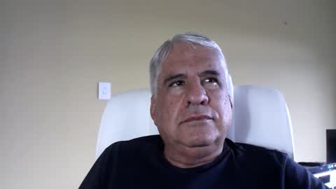 Snapshot of grisa01 chatting on 02-06-26, 01:03 grisa01 online show from 02-06-26, 01:03