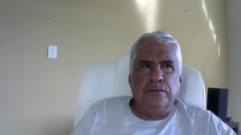 Snapshot of grisa01 chatting on 03-04-26, 07:20 grisa01 online show from 03-04-26, 07:20