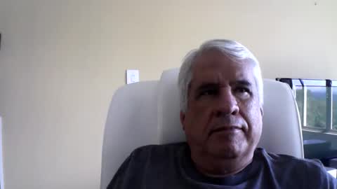 Snapshot of grisa01 chatting on 04-01-26, 01:41 grisa01 online show from 04-01-26, 01:41