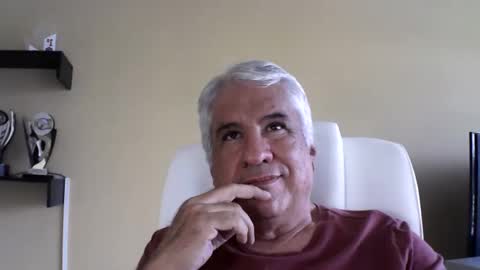 Snapshot of grisa01 chatting on 04-02-26, 02:15 grisa01 online show from 04-02-26, 02:15