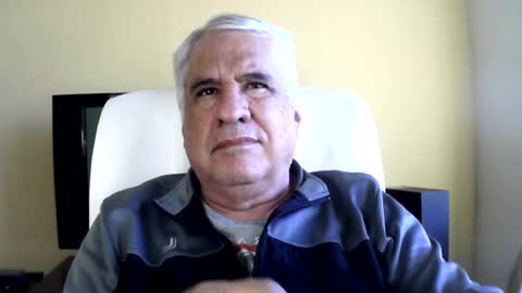 Snapshot of grisa01 chatting on 07-14-26, 12:44 grisa01 online show from 07-14-26, 12:44