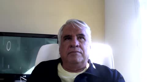 Snapshot of grisa01 chatting on 07-18-26, 05:39 grisa01 online show from 07-18-26, 05:39