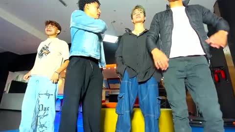 GRIVALS. THOMAS AND DAMIAND online show from 12-16-24, 11:44