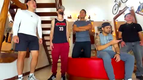 GRIVALS. THOMAS AND DAMIAND online show from 01-19-25, 05:07