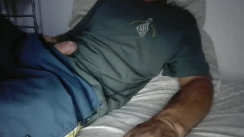Snapshot of groomu chatting on 03-11-25, 04:54 Groomu online show from 03-11-25, 04:54