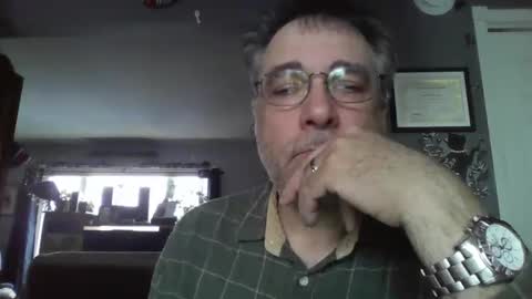 grossequeue200 online show from 04-19-26, 06:07