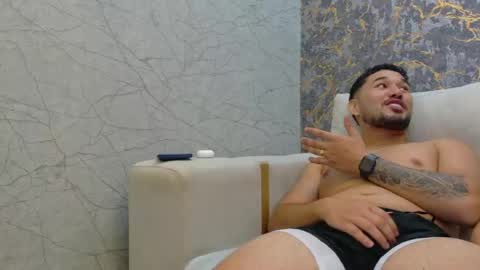 groupsexmen2 online show from 04-23-26, 10:12