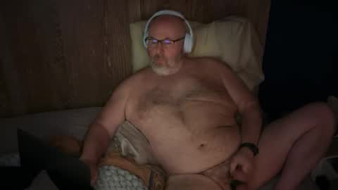 Snapshot of grow_nshoot chatting on 05-19-26, 05:47 grow_nshoot online show from 05-19-26, 05:47
