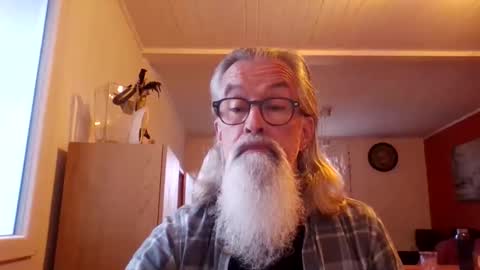 Snapshot of grybear60 chatting on 03-03-26, 07:14 Grybear online show from 03-03-26, 07:14