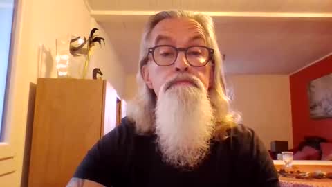 Snapshot of grybear60 chatting on 03-09-26, 07:34 Grybear online show from 03-09-26, 07:34