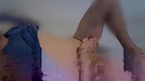 Snapshot of grzesiek130883 chatting on 12-01-24, 10:53 grzesiek130883 online show from 12-01-24, 10:53