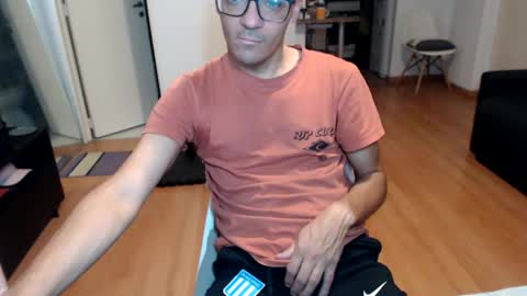 Snapshot of guachin_new chatting on 05-18-26, 05:13 guachin_new online show from 05-18-26, 05:13
