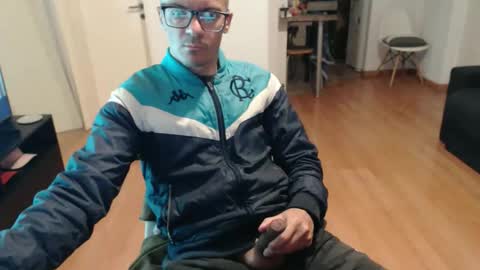 Snapshot of guachin_new chatting on 05-24-26, 08:14 guachin_new online show from 05-24-26, 08:14