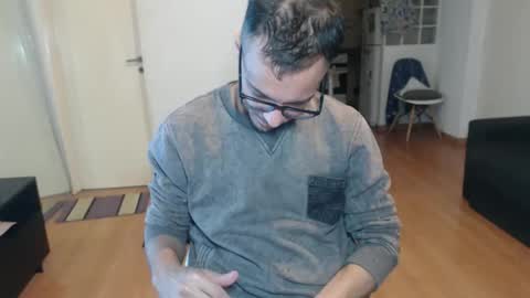 Snapshot of guachin_new chatting on 06-03-26, 02:03 guachin_new online show from 06-03-26, 02:03