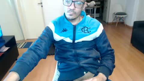 Snapshot of guachin_new chatting on 06-15-26, 04:58 guachin_new online show from 06-15-26, 04:58