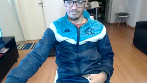 Snapshot of guachin_new chatting on 06-15-26, 09:50 guachin_new online show from 06-15-26, 09:50
