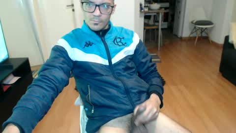 Snapshot of guachin_new chatting on 06-21-26, 04:04 guachin_new online show from 06-21-26, 04:04