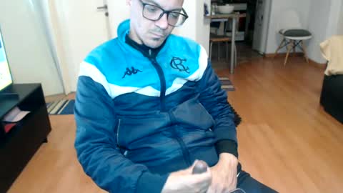 Snapshot of guachin_new chatting on 06-21-26, 11:07 guachin_new online show from 06-21-26, 11:07