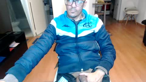 Snapshot of guachin_new chatting on 07-11-26, 05:21 guachin_new online show from 07-11-26, 05:21