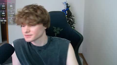 gucciboi4 online show from 03-21-26, 03:48