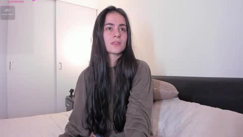 Elena online show from 01-07-25, 08:42