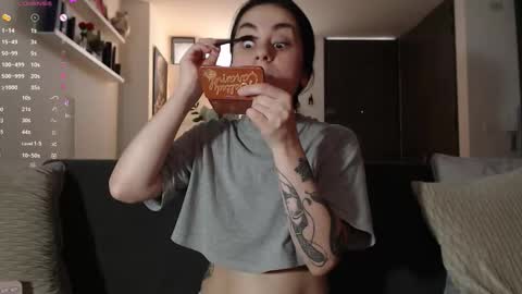 Elena online show from 09-18-25, 07:27