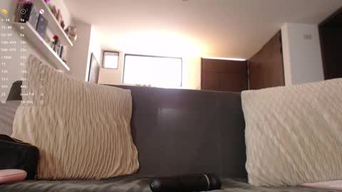 Elena online show from 10-14-25, 03:24