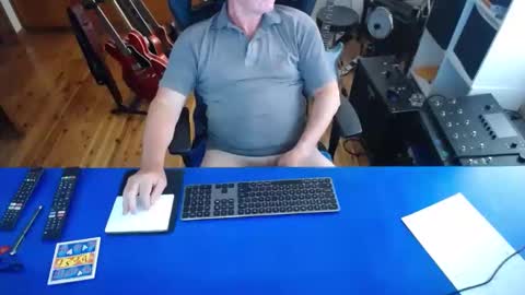 guesswhatigot2 online show from 02-01-25, 07:05