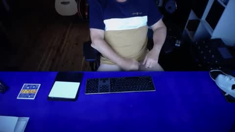 guesswhatigot2 online show from 03-01-25, 09:18