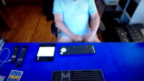 guesswhatigot2 online show from 10-26-25, 07:47