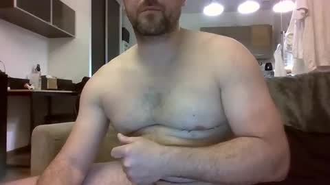 Snapshot of guigui84 chatting on 03-27-26, 12:49 guigui84 online show from 03-27-26, 12:49